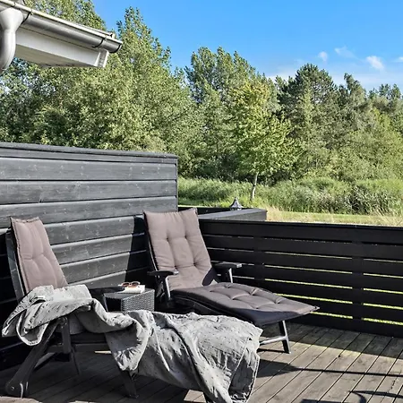 Stunning In With Kitchen Tranekær