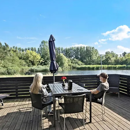 Stunning In With Kitchen Vakantiehuis