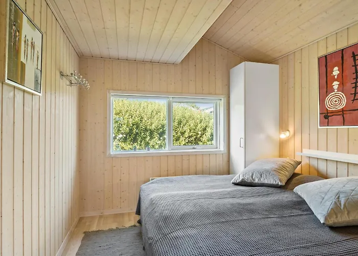 Stunning In With Kitchen *